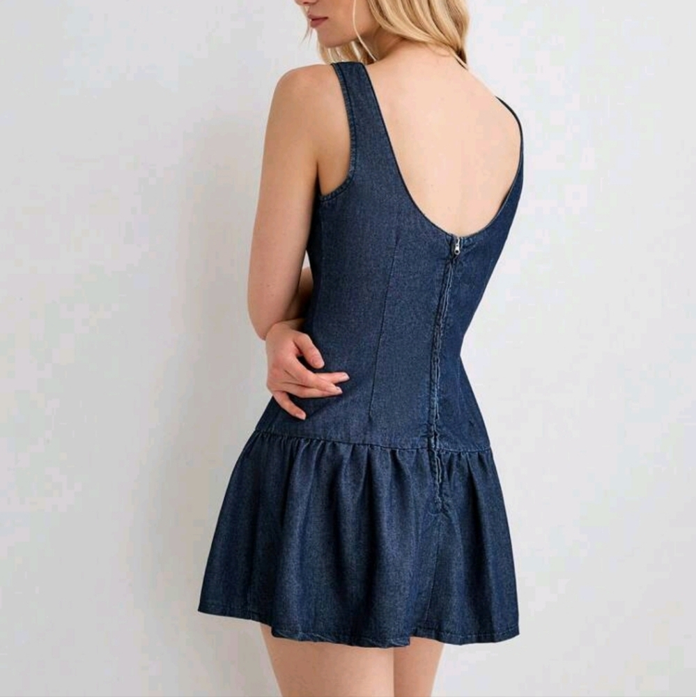 Women Simple Solid Color Sleeveless Denim Dress, Casual Everyday Wear - Picture 4 of 4